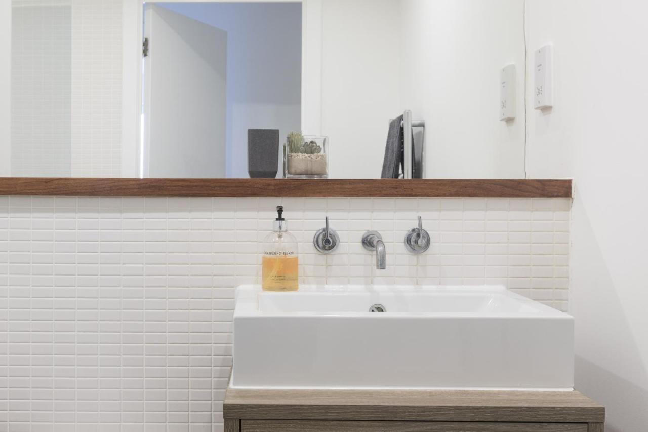 Luxury 2-Bed Flat Parking And Close To The Tube 런던 외부 사진
