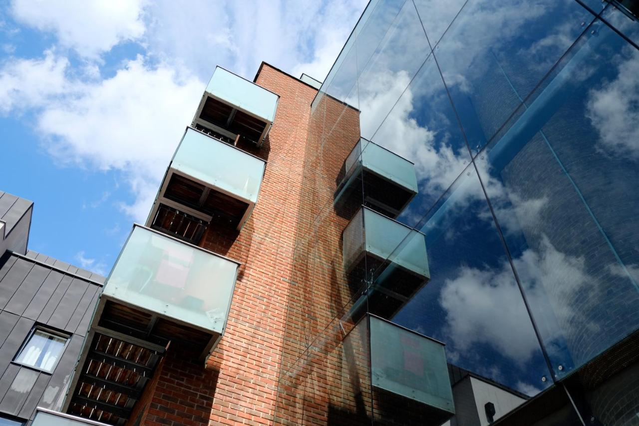 Luxury 2-Bed Flat Parking And Close To The Tube 런던 외부 사진