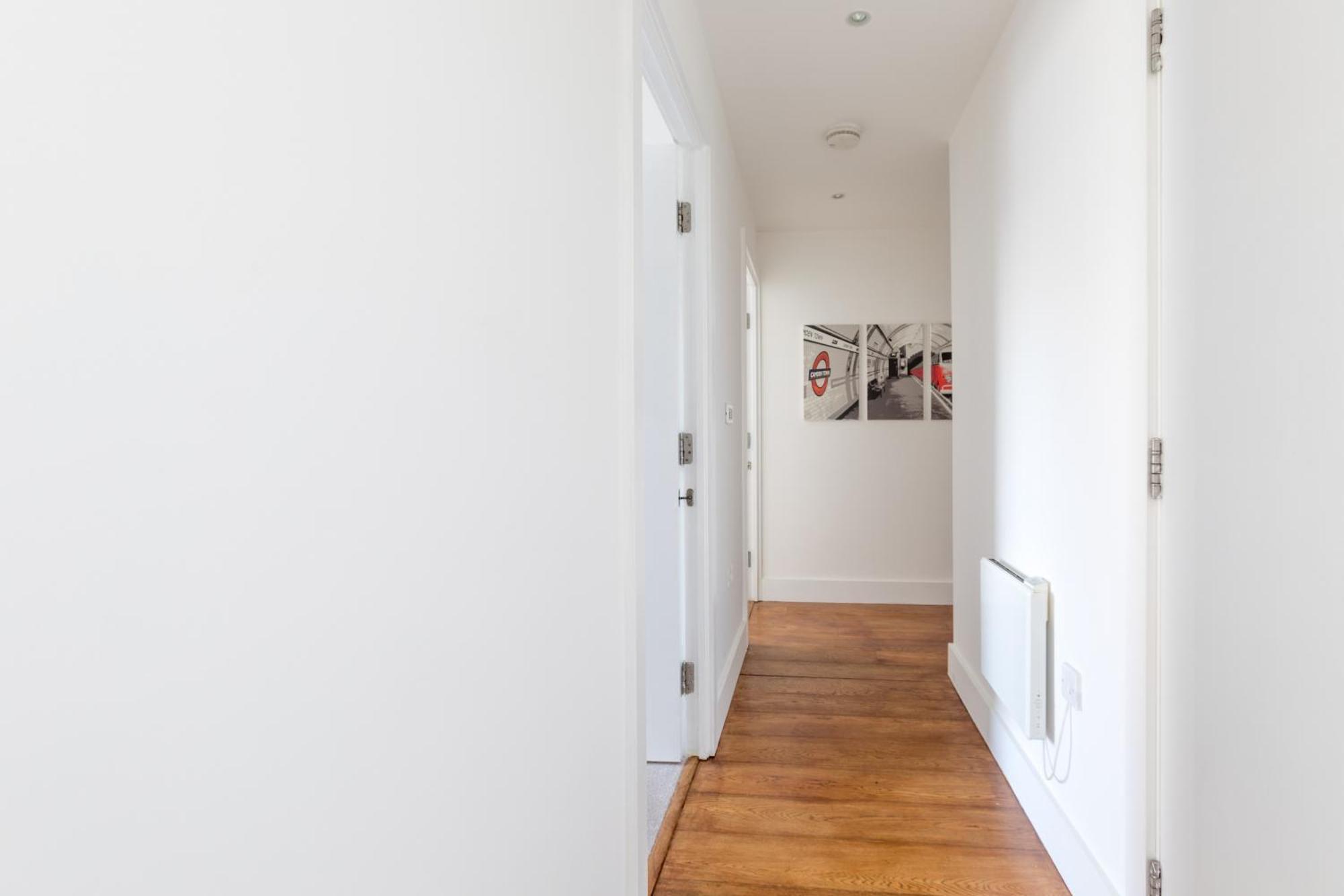 Luxury 2-Bed Flat Parking And Close To The Tube 런던 외부 사진
